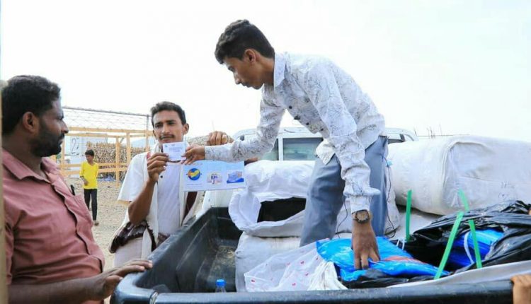حجة تدشين توزيع 213 الف ناموسية بمديريتي عبس وكشر ومخيمات النزوح. 5