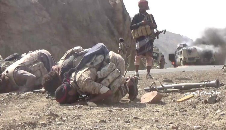 صور إضافية من الأسرى والآليات والعتاد العسكري الذي اغتنمه مجاهدو الجيش واللجان خلال عملية نصر من الله العسكرية الواسعة في محور #نجران