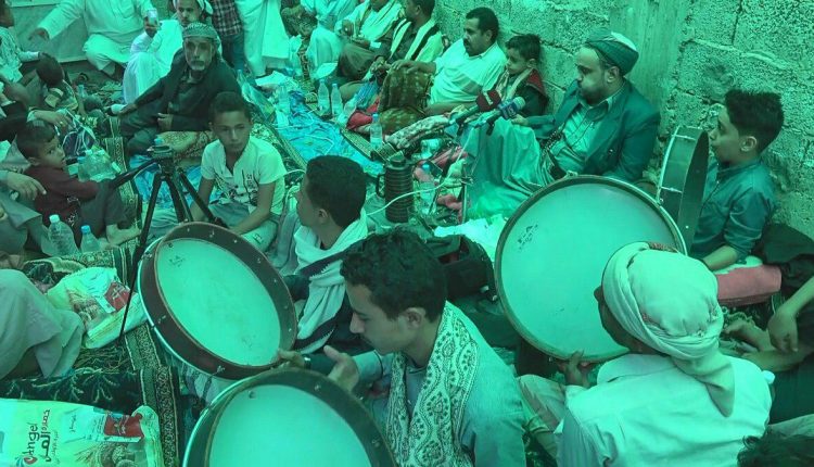 بالصور أبناء عزلة الحازة بمديرية صبر المواد ينضمون أمسية ثقافية