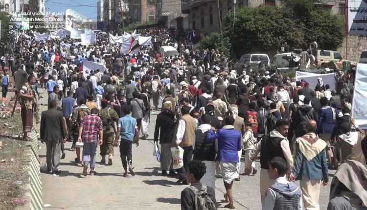مسيرة جماهيرية حاشدة بمحافظة إب مباركة وتأييدا لعملية نصر من الله .4